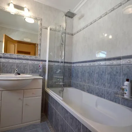 Magnifique Et Spacieuse Avec Piscine Privative Албуфейра