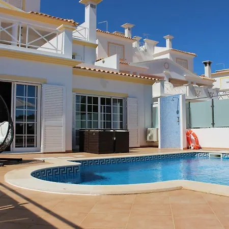 Magnifique Et Spacieuse Avec Piscine Privative * Албуфейра